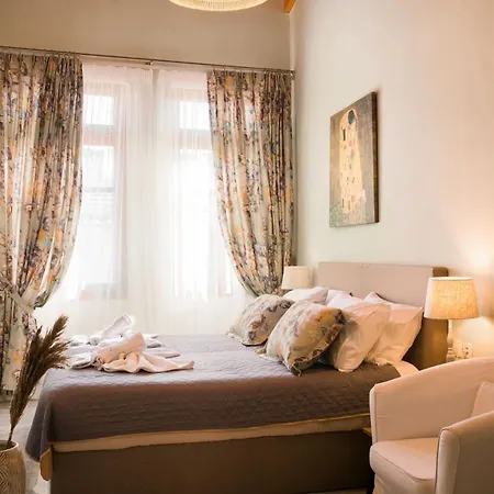 Loggia ηome * Réthimno